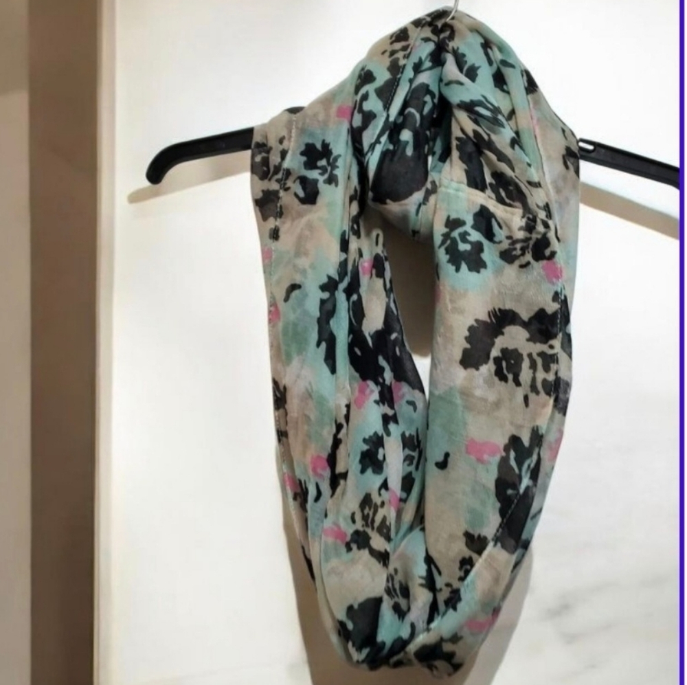 Charlotte Russe Multicolor Infinity Scarf